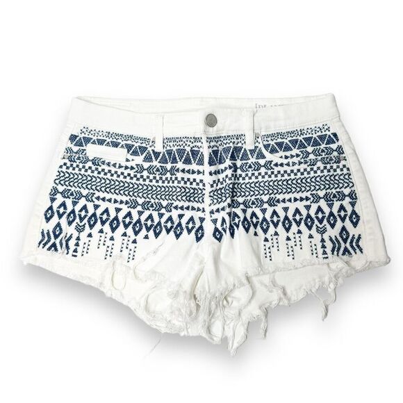 Blank NYC Little Queenie White Denim Cut-Off Short Blue Aztec Embroidery Size 27 - Picture 2 of 8